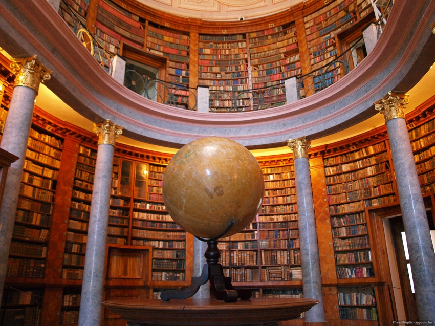 Környék - Pannonhalmi Főapátsági Könyvtár